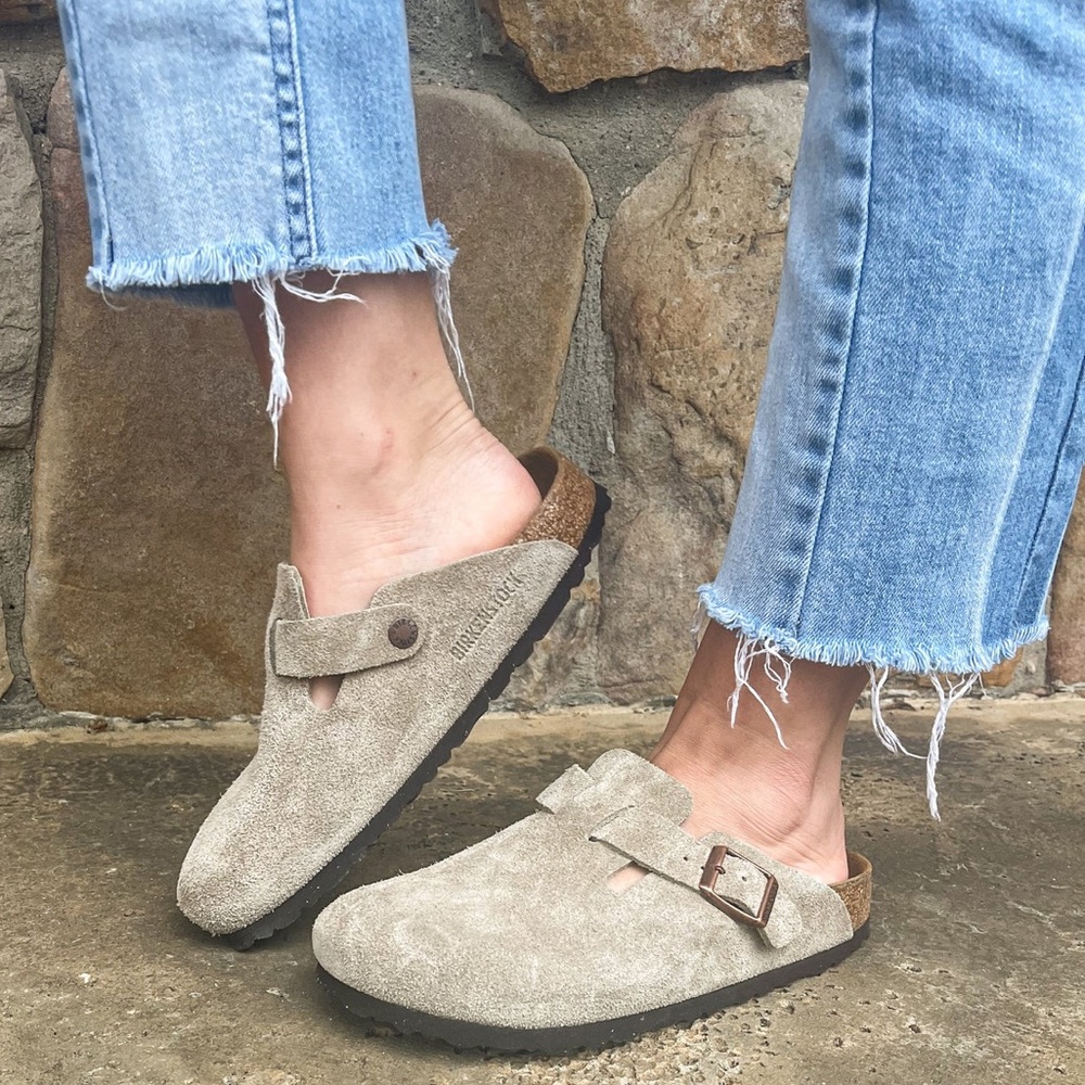Birkenstock Boston soft footbed clog in Taupe